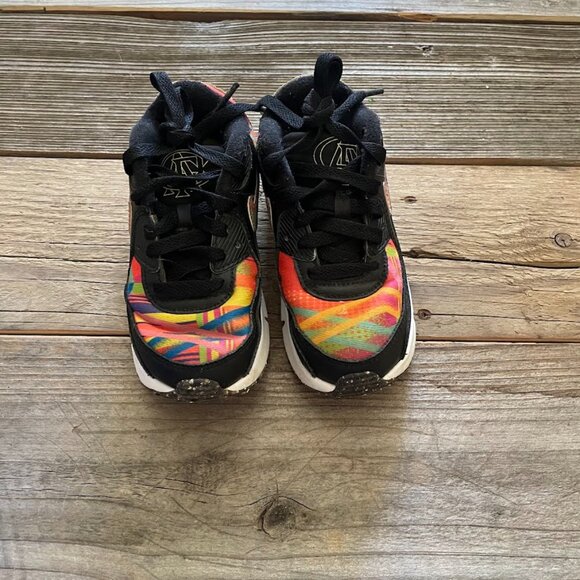 Toddler TD Nike Air Max 90 Latino Heritage Month - Familia Shoes Sneakers - Picture 5 of 8